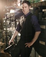 Aaron Ashmore - SMALLVILLE - (Earn 3 reward points on this item worth $0.75)
