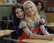 Landry Bender / Lauren Taylor from the TV series BEST FRIENDS WHENEVER - (Earn 8 reward points on this item worth €1.77)