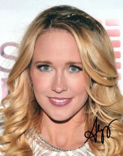 Anna Camp