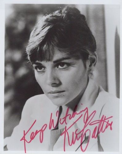 Kim Cattrall - TRAPPER JOHN MD