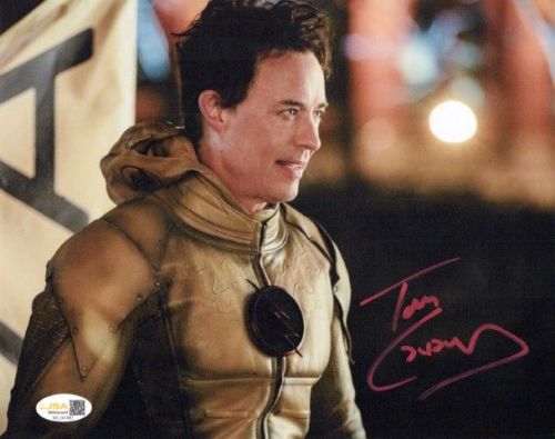Tom Cavanagh - THE FLASH - JSA