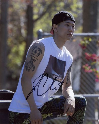 Jake Choi from the TV series SINGLE PARENTS
