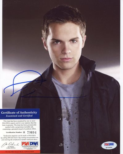 Thomas Dekker from the TV series SARAH CONNOR CHRONICLES
