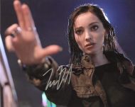 Emma Dumont from the TV series THE GIFTED - (Earn 4 reward points on this item worth £0.76)