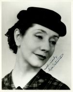 Lynn Fontanne (1887-1983) - (Earn 4 reward points on this item worth $1.00)