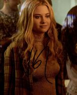 Virginia Gardner - RUNAWAYS - (Earn 5 reward points on this item worth £0.94)