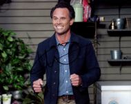 Walton Goggins ffrom the TV series THE UNICORN - (Earn 4 reward points on this item worth £0.76)