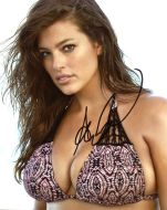 Ashley Graham - SPORTS ILLUSTRATED - (Earn 4 reward points on this item worth £0.76)