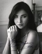 Jessica Green - (Earn 4 reward points on this item worth €0.88)