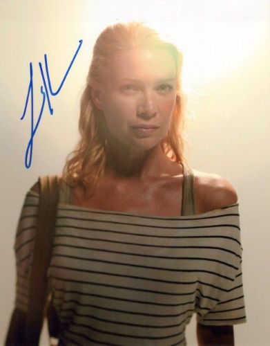 Laurie Holden - WALKING DEAD