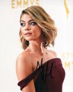 Sarah Hyland - (Earn 4 reward points on this item worth €0.88)