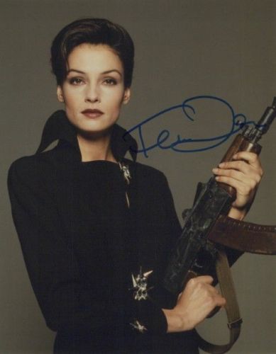 Famke Janssen - GOLDENEYE