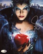 Susan Sarandon - ENCHANTED - JSA - (Earn 10 reward points on this item worth £1.89)