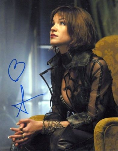 Ashley Scott - BRIDS OF PREY