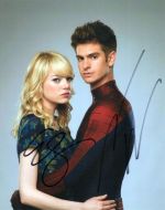 Andrew Garfield / Emma Stone - AMAZING SPIDER-MAN - (Earn 20 reward points on this item worth £3.78)