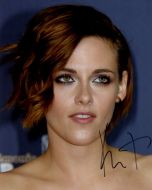 Kristen Stewart - (Earn 7 reward points on this item worth €1.55)