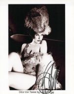 Dita Von Teese - BURLESQUE - (Earn 6 reward points on this item worth £1.13)