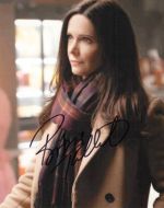 Elizabeth Tulloch - SUPERMAN & LOIS - (Earn 6 reward points on this item worth $1.50)