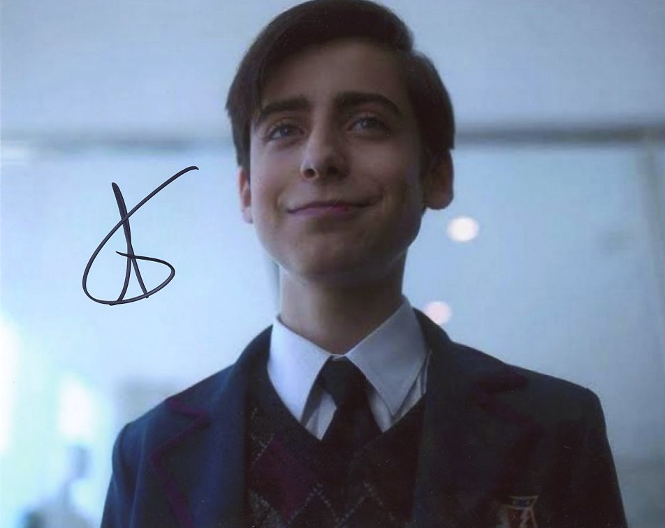 Aidan Gallagher From The Tv Series The Umbrella Academy 